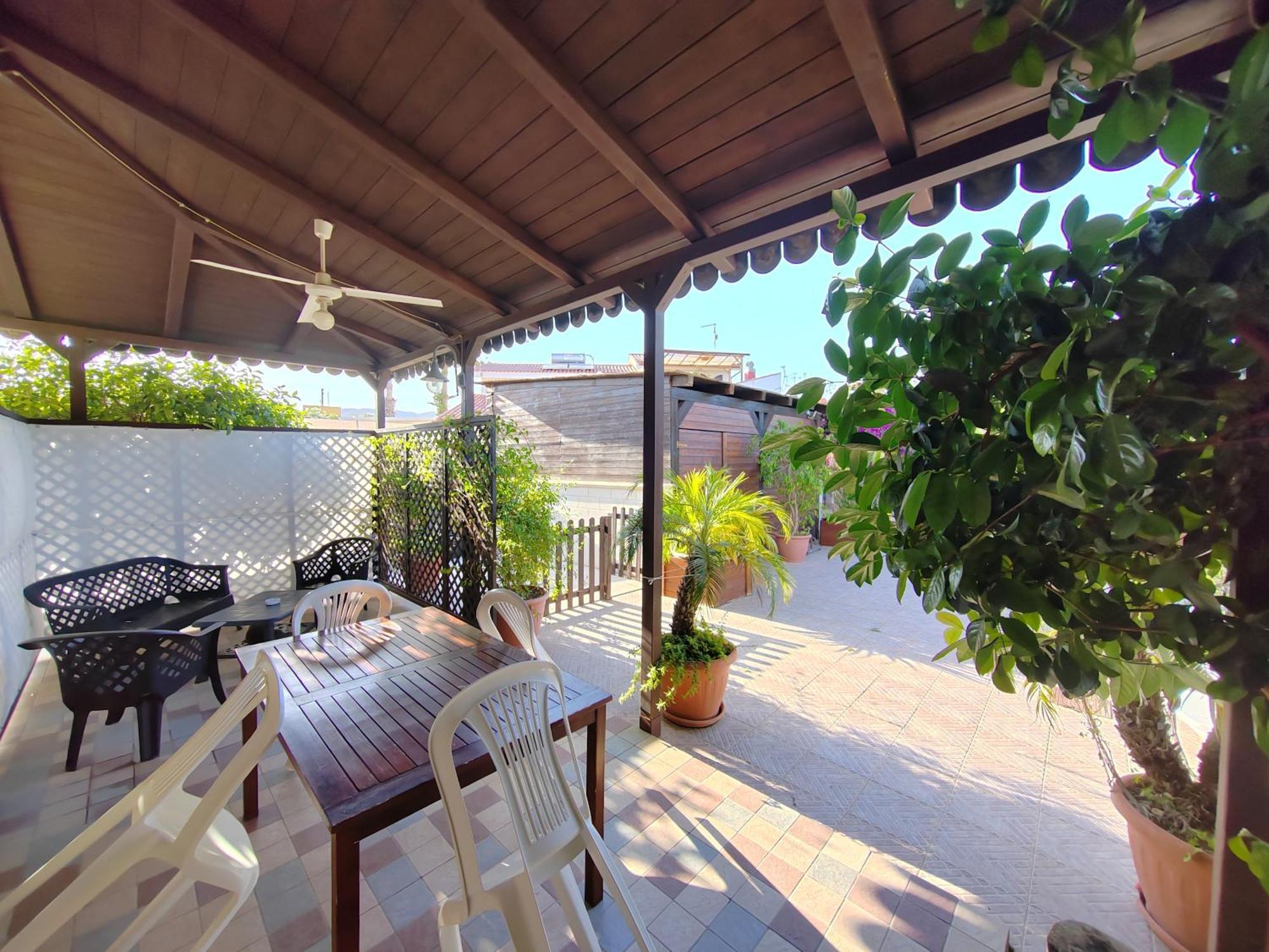Xenia Garden 2 Apartment Avola Bagian luar foto